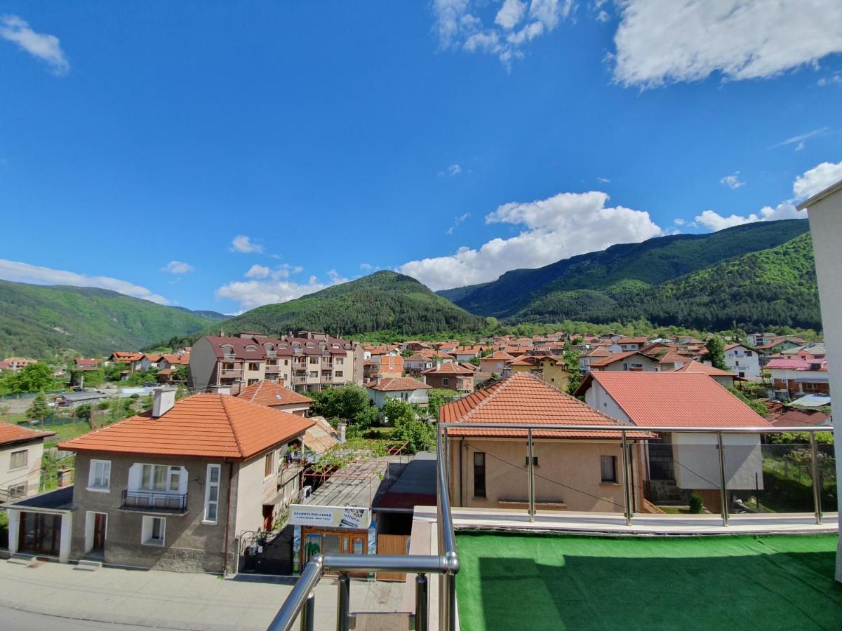 Аpart Hotel & Spa Szapareva Banja Kültér fotó